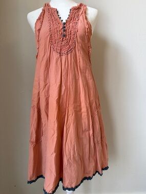 Lulumari Coral Sleeveless Midi Dress with Gray Trim